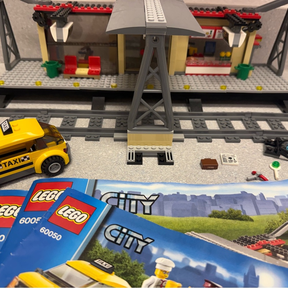60050 LEGO City Train Station